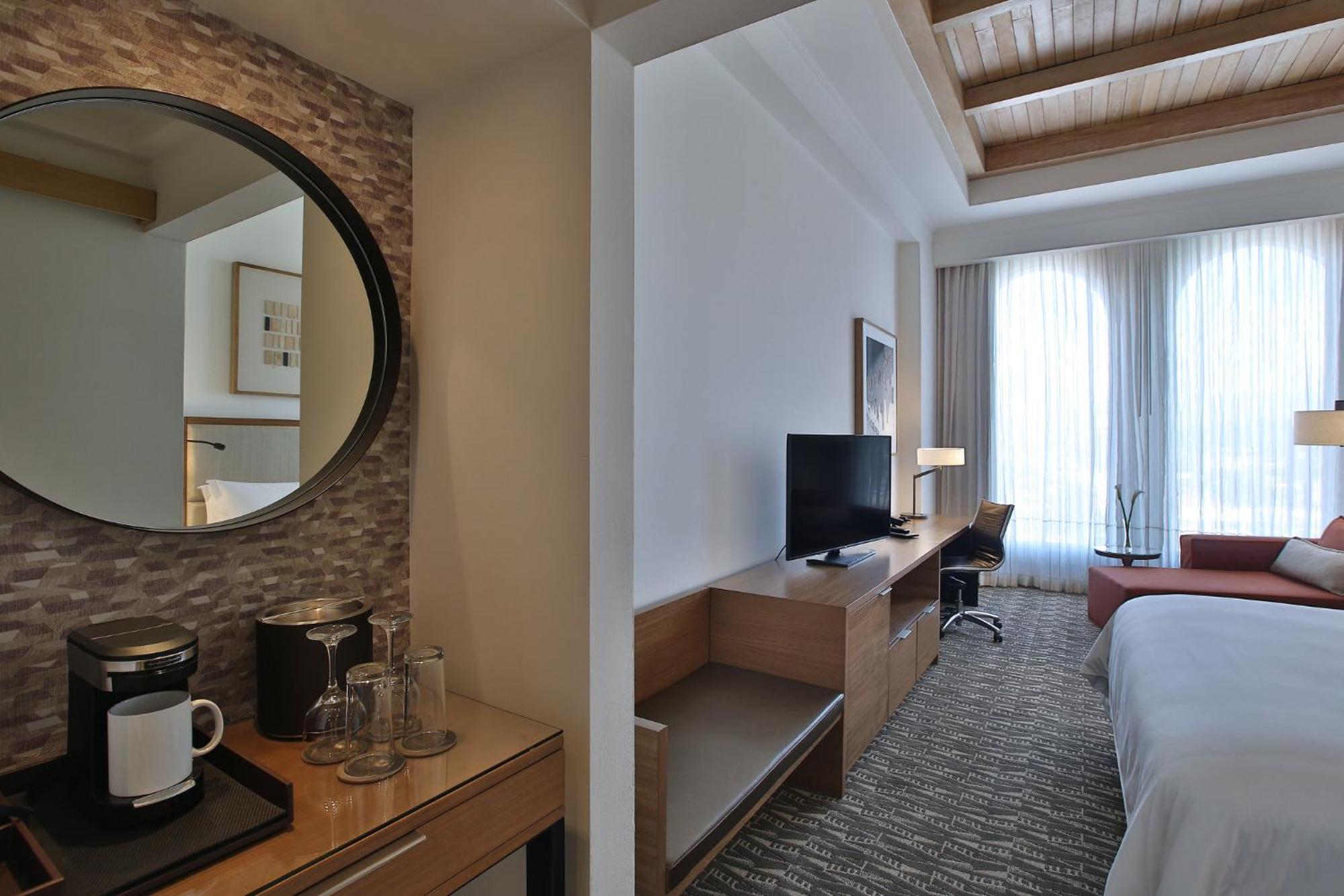 Intercontinental Tegucigalpa At Multiplaza Mall By Ihg Eksteriør billede