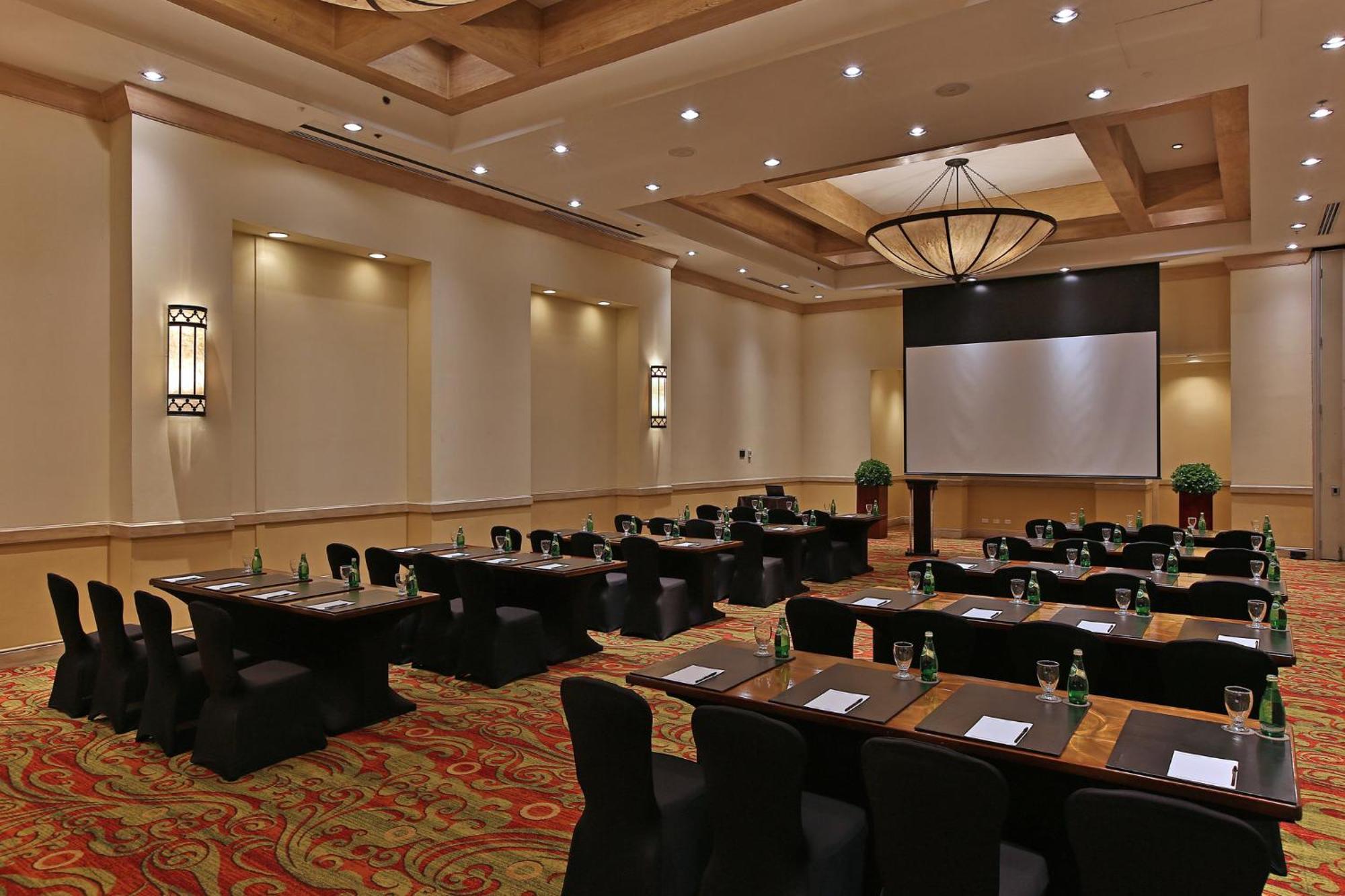 Intercontinental Tegucigalpa At Multiplaza Mall By Ihg Eksteriør billede
